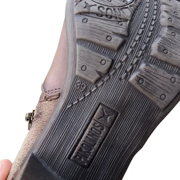 Pikolinos Rotterdam 902 Leather Booties, Size 39
