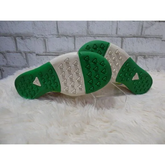 Plae White Green Leather Youth or Women's Charlie Waterproof Shoes 4 EUC