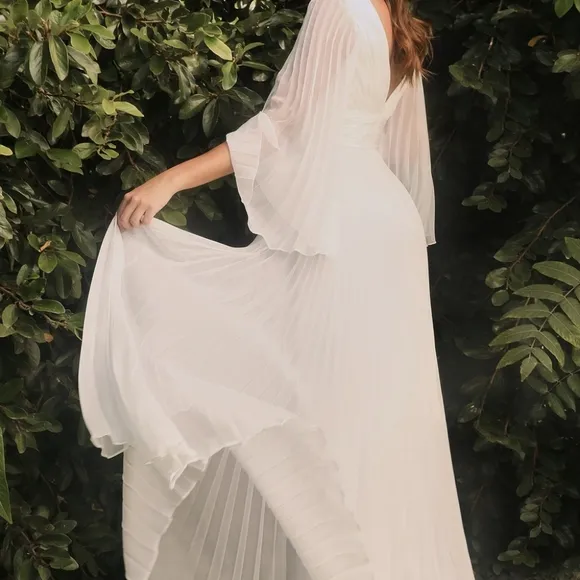 Plus size long sleeve chiffon pleated semi open back new long dress