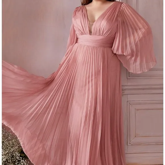 Plus size long sleeve chiffon pleated semi open back new long dress