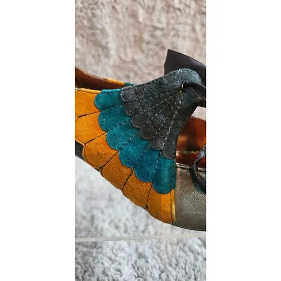 Poetic License Delish Peacock Leather Mary Jane Pump Shoes Women Size 10M Multi