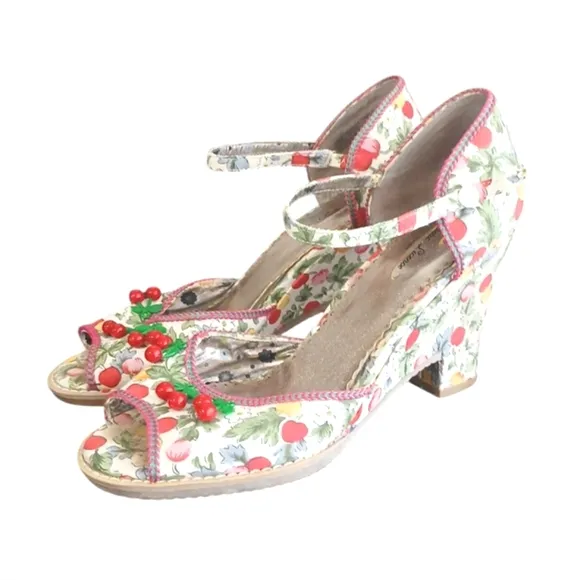 Poetic License Shirley Temple Red and Green Cherry Heels Size 8.5