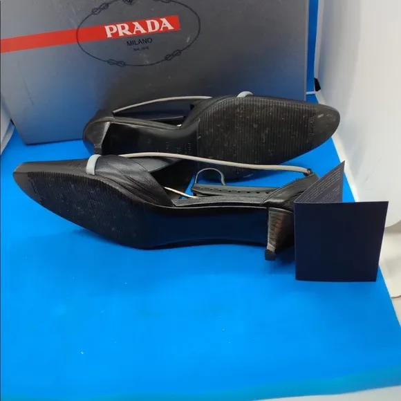 🔥PRADA Black and lavender Leather adjustable Loafer Women’s shoes 36.5 knot