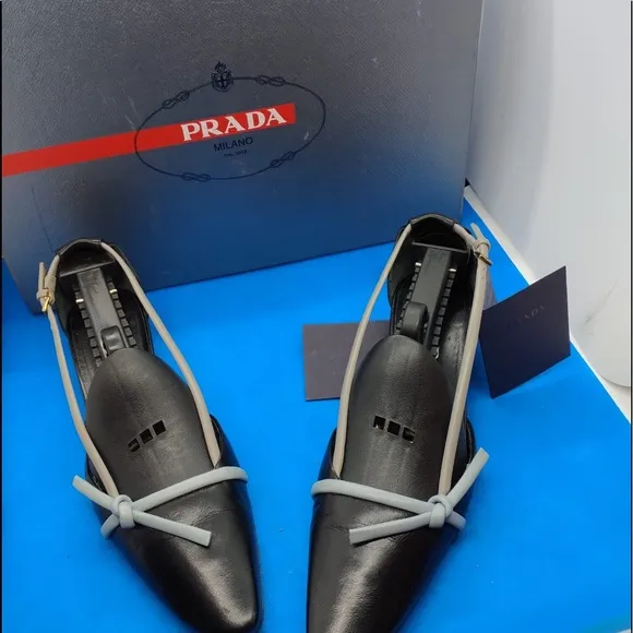 🔥PRADA Black and lavender Leather adjustable Loafer Women’s shoes 36.5 knot