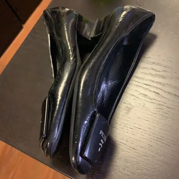 🔥PRADA Black  Leather adjustable Loafer Women’s shoes 36.5