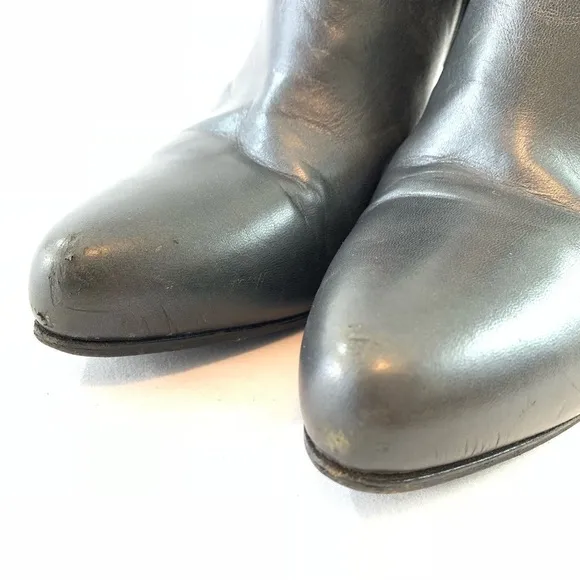 Prada Mordore gr͏ey ankle boots heels size 39