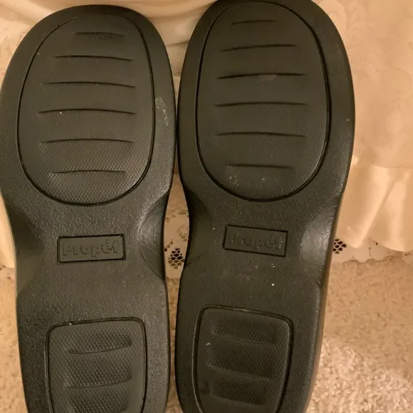 PROPET OLIVIA WOMENS SHOES