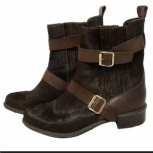 Rachel Zoe Terri Boots size 6
