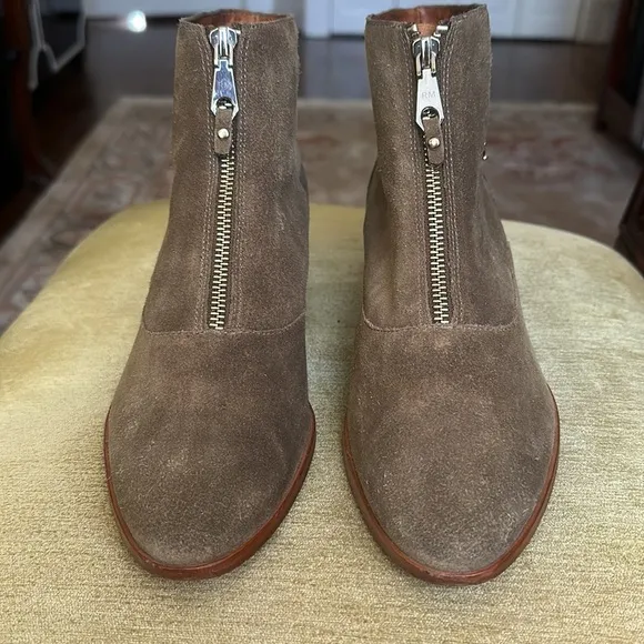 Rebecca Minkoff Alex Bootie in Bark Front Zip Suede Ankle Boots size 9