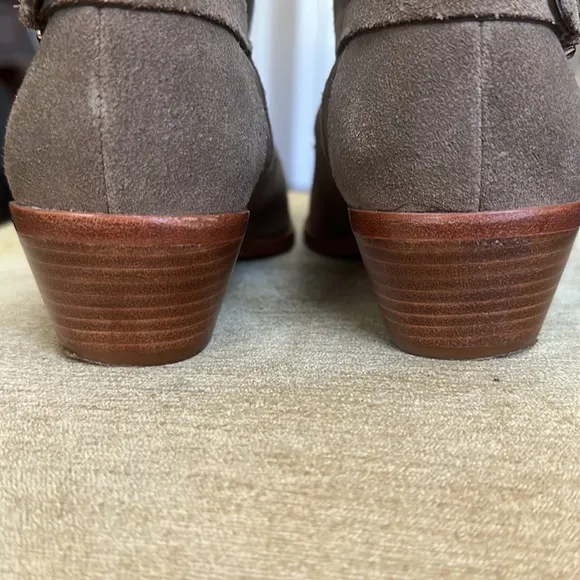 Rebecca Minkoff Alex Bootie in Bark Front Zip Suede Ankle Boots size 9