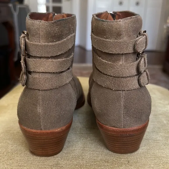 Rebecca Minkoff Alex Bootie in Bark Front Zip Suede Ankle Boots size 9