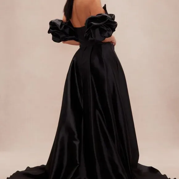 Red Formal Dress. Black prom dress. Strapless puff sleeve ball gown