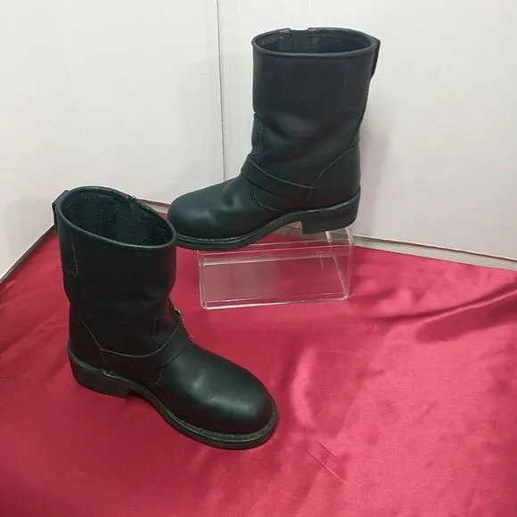 River Road Womens SZ 7 Twin Buckle Motorcycle Boots. Condition is Pre-owned