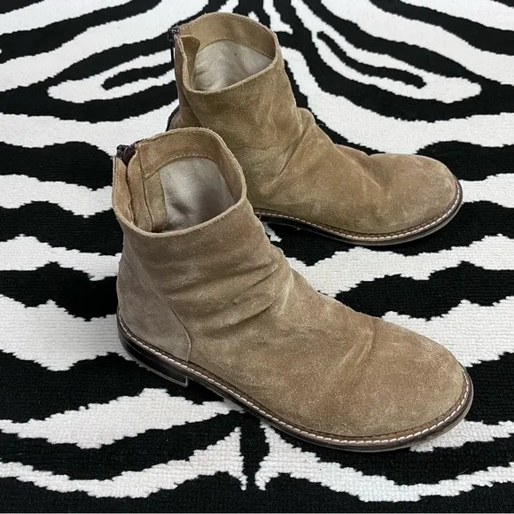 ROOLEE Lucena Suede Ankle Boots Size 9