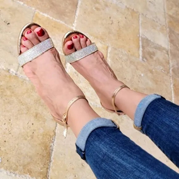Rose Gold Rhinestone Accent Metallic Chunky Heels‎