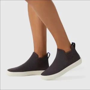 Rothy’s The Chelsea Merino Wool Espresso knit sneaker boots size 8