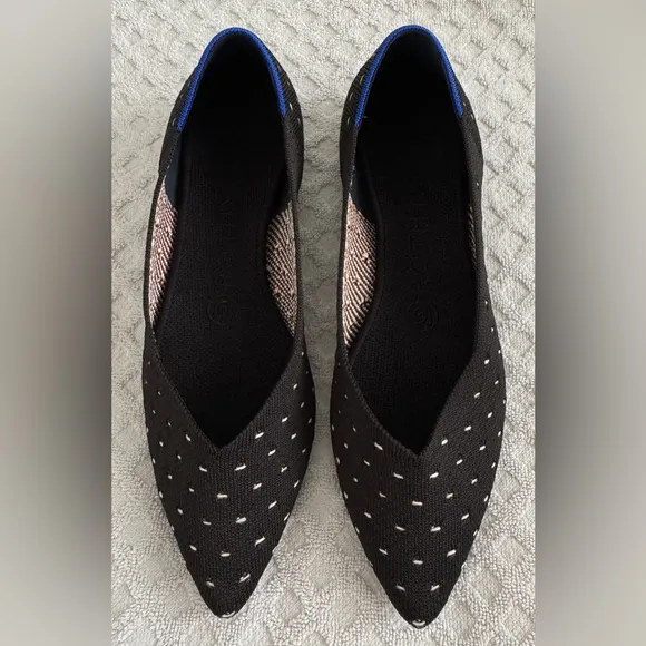Rothy's The Point Flats in Ivory Dot Size 7 Black Discontinued RETIRED Color