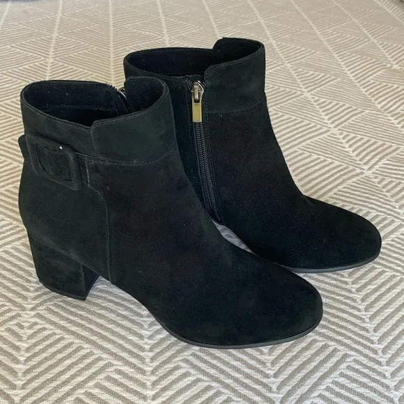 Saks Fifth Avenue suede leather block heel boots size 8
