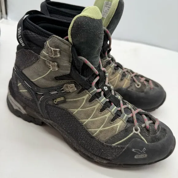 Salewa Alp Trainer Mid GTX Womens 8.5 Gore-Tex Hiking Boots Shoes Mountaineering