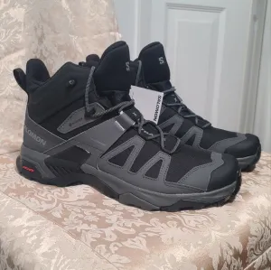 Salomon Men's Black Hiking Shoes