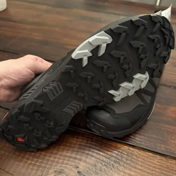 Salomon X Ultra 4 WIDE Gore-Tex Low Hiking Shoes