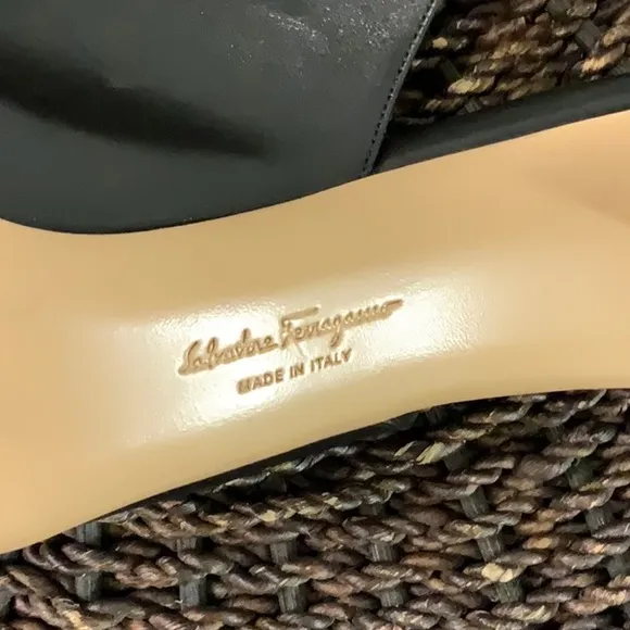 Salvatore Ferragamo Women’s Black Shoes S 9
