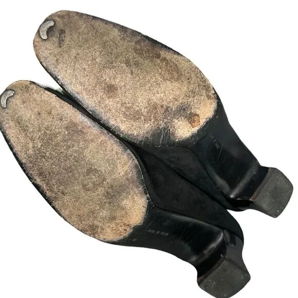 SALVATORE FERRAGAMO Black Suede Leather Handmade In Italy Pumps Heel Comfortable