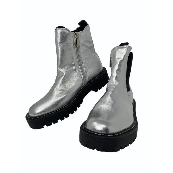 Sam Edelman Girls size 4 Laguna Mini Boots Soft Silver Leather zip up boots