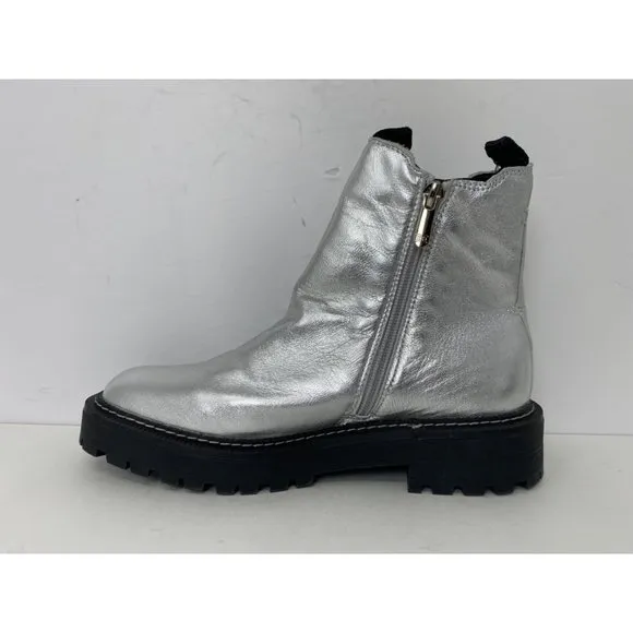 Sam Edelman Girls size 4 Laguna Mini Boots Soft Silver Leather zip up boots