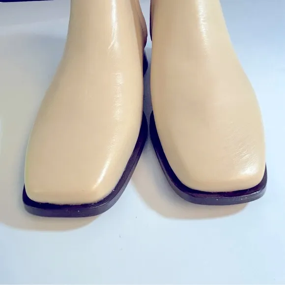 Sam Edelman Women’s Leather Thatcher Ankle Boots in Eggshell Size 9.5 New In Box