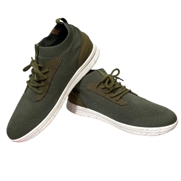 SAOLA ECO friendly Men’s Army Green Color block Mindo Waterproof Shoes Size US 7