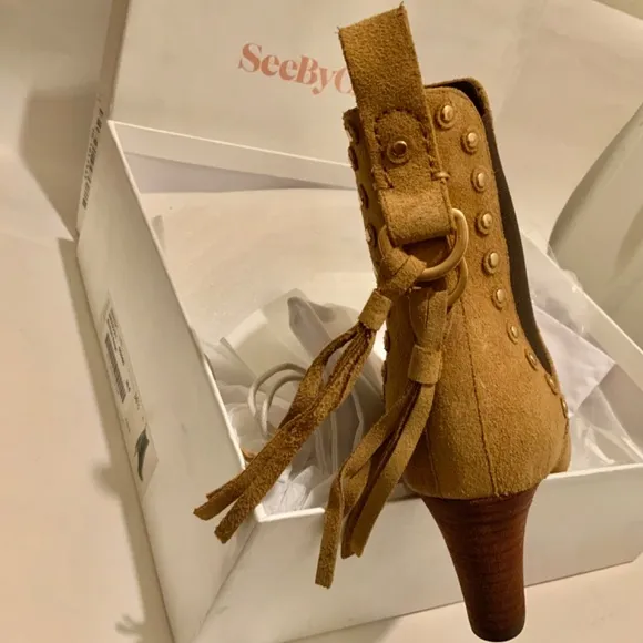 See by Chloé Medium Beige Tan Suede Tasseled Studded Bootie Nude Ankle Boot 36.5