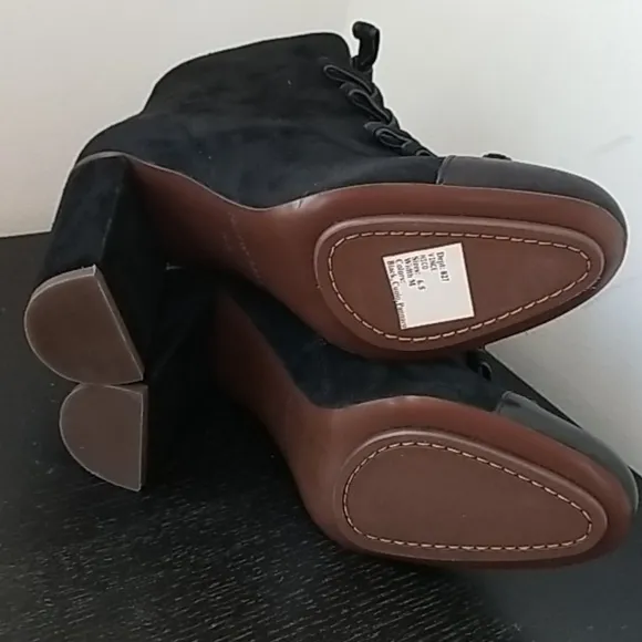 See By Chloe Calfskin Granny Chelsea Boots