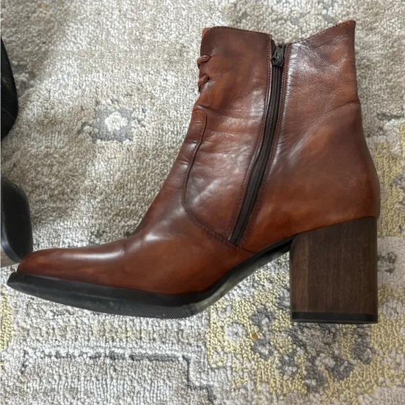 Sesto Meucci Made in Italy Brown Leather Ankle Boots