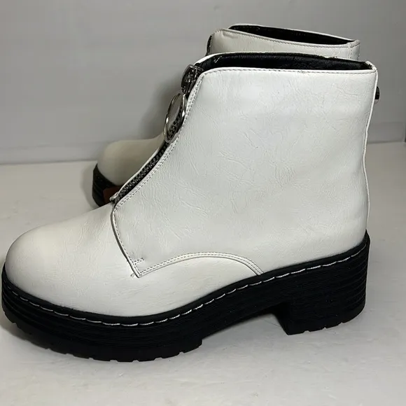 Seven 7 Footwear White Vegan Leather Zip Boots Women’s Size 11 New