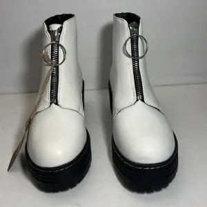 Seven 7 Footwear White Vegan Leather Zip Boots Women’s Size 11 New