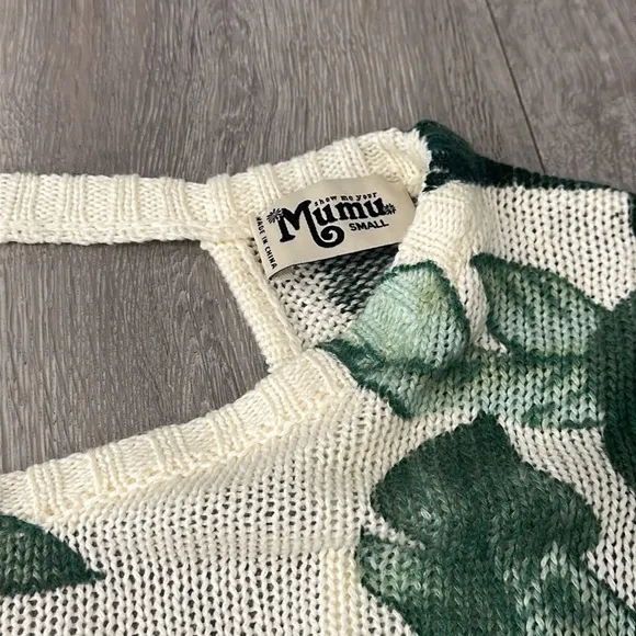 Show Me Your MuMu Palm Leaf Tropical Bonfire Sweater Size Small