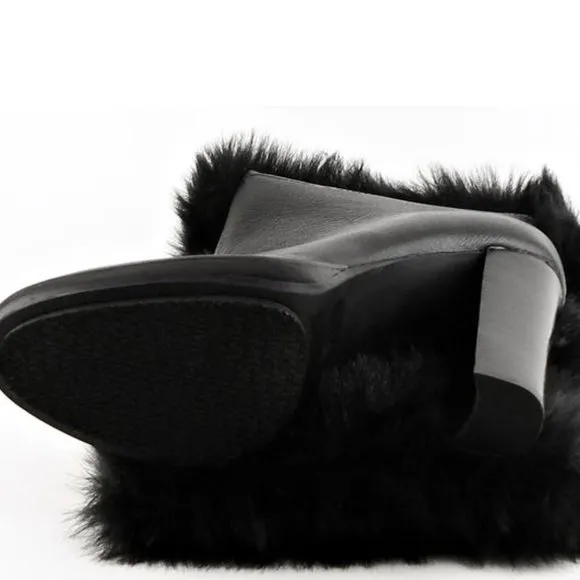 💥SHOWSTOPPER💥 MICHAEL KORS Genuine Leather Fur Boots in Black