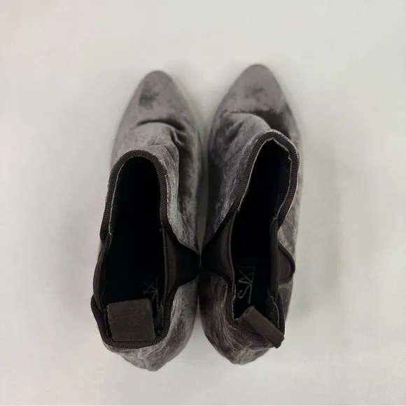 Sixtyseven Anthropologie Smoky Gray Velvet Floral Embossed Ankle Boots 6.5