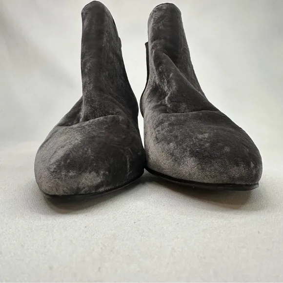 Sixtyseven Anthropologie Smoky Gray Velvet Floral Embossed Ankle Boots 6.5