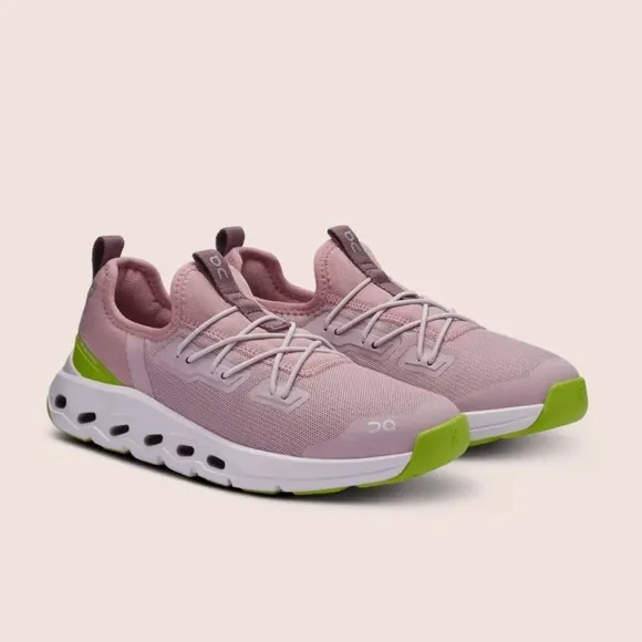 Size 2 Girl's ON CLOUDLEAP Pink Shoes