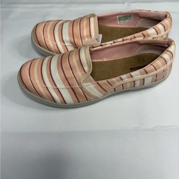 Skechers Women's Striped Slip-On Shoes - Pink and Cream