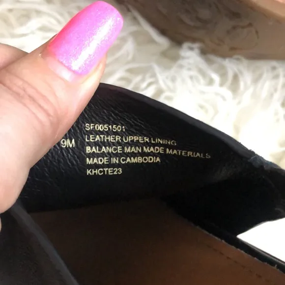 SofftCarleigh Leather Rounded Stack Heel Peep Toe Shoes