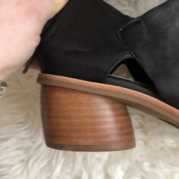 SofftCarleigh Leather Rounded Stack Heel Peep Toe Shoes
