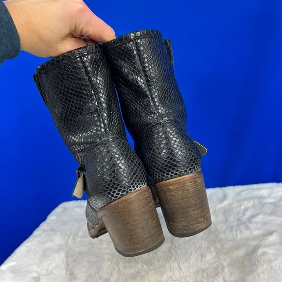 🚫SOLD! |•FREEBIRD BY STEVEN•| 'Carlito' Black Snakeskin Leather Biker Boots