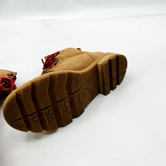 Sorel 10 Tan Lace Up Boots