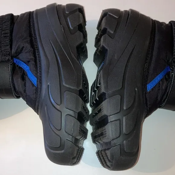 Sorel 12” Flurry Weather Snow Boots. Black and Royal.