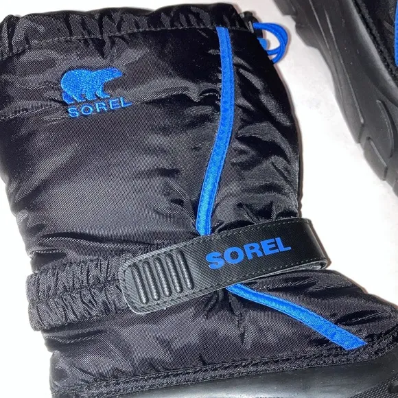 Sorel 12” Flurry Weather Snow Boots. Black and Royal.