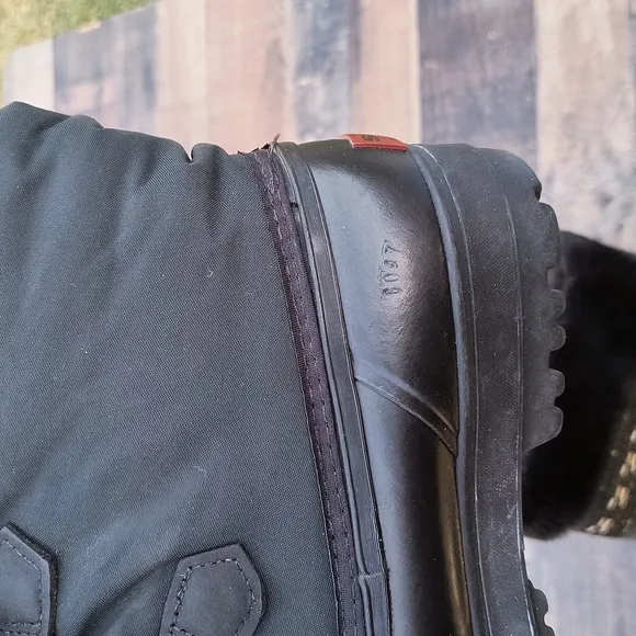 Sorel Black Faux Fur Wool lined Rubber  Winter Boots sz 9 Women's