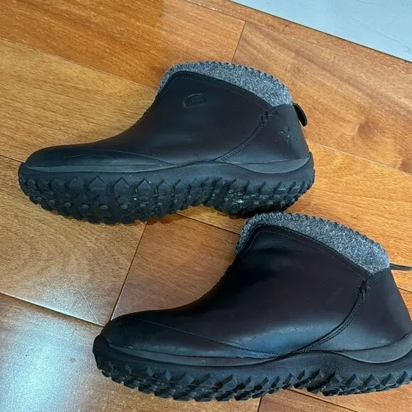 Sorel Black Leather Joliette Thinsulate Waterproof Ankle Boots Size 8